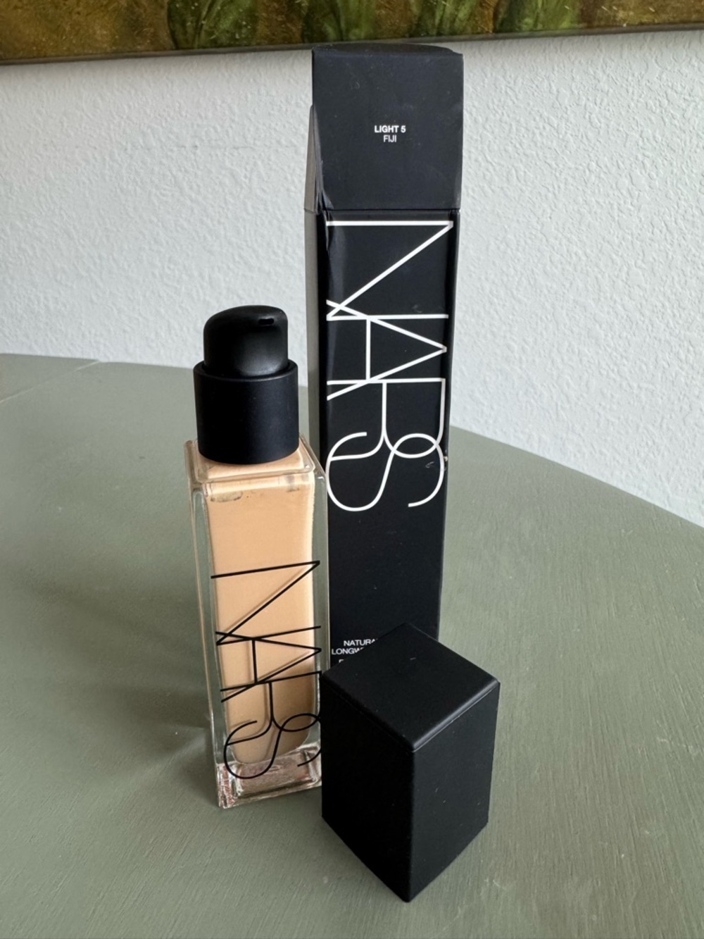 NARS Natural Radiant Longwear Foundation in Light 5 Fiji - Beige